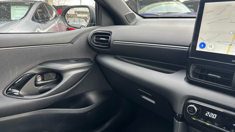 Toyota Yaris 1.5 Hybrid Excel 5dr CVT Hybrid Hatchback